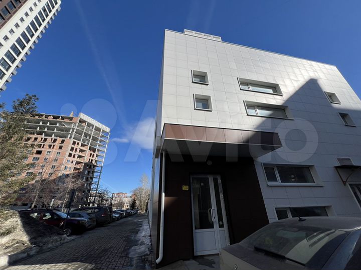 Торговое, офис, мед.центр, банк и др.,408 м²