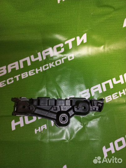 Кронштейн крепление бампера Renault Logan 2014