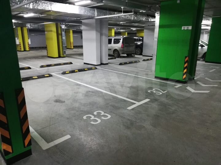 Машиноместо, 27 м²