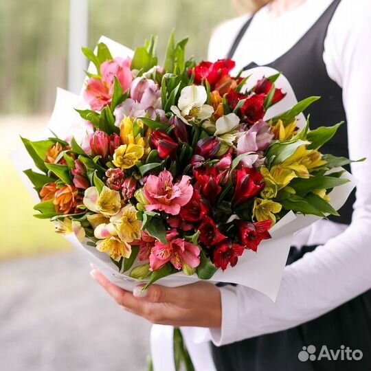 Букеты из альстромерий