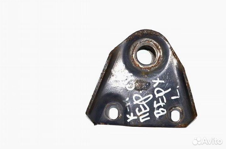 Кронштейн стабилизатора, переднего моста, верхний