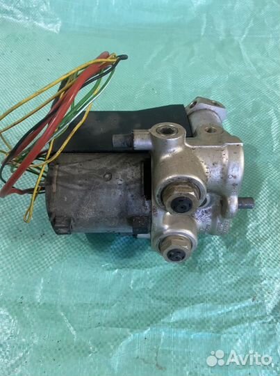 Блок Abs Mercedes W124, W140, W202