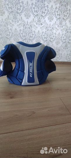 Нагрудник хоккейный