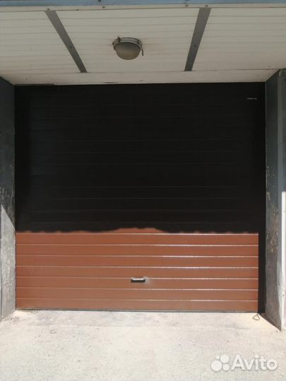 Секционные Гаражные ворота Алютех c пультом