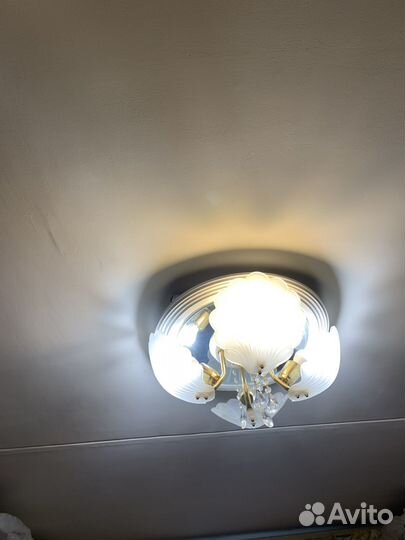 Люстра потолочная бу