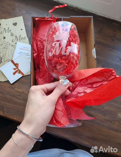 Подарочный набор бокалов для свадьбы или годовщины