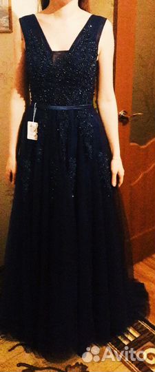 Вечернее платье