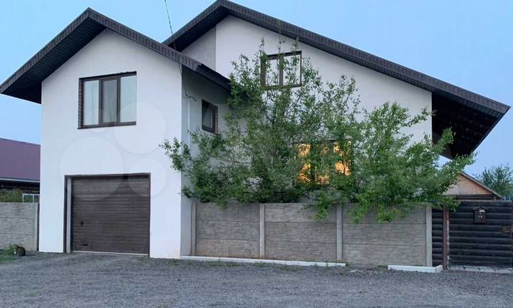 Дом 237 м² на участке 6,5 сот.