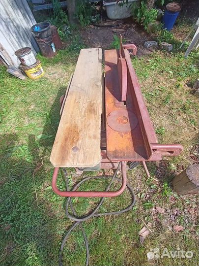 Станок деревообрабатывающий