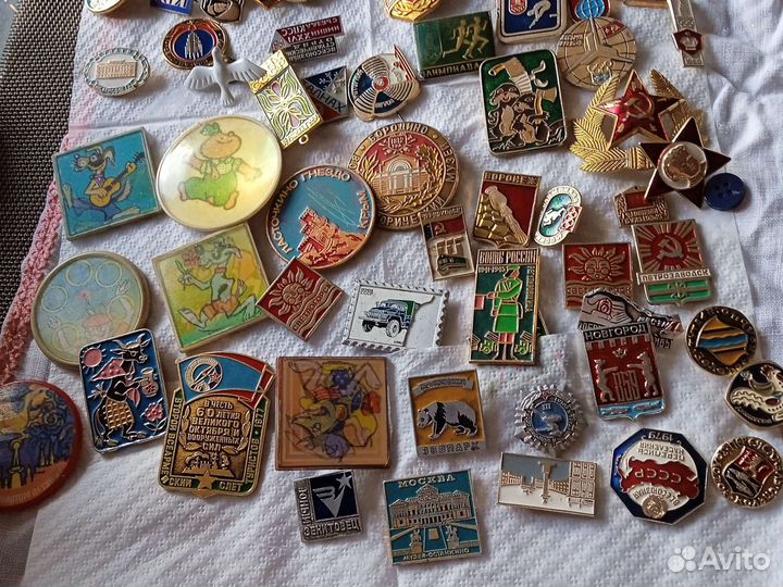 Значки, всё что на фото