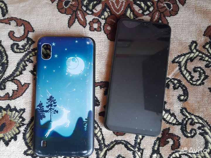 Samsung Galaxy A10, 2/32 ГБ