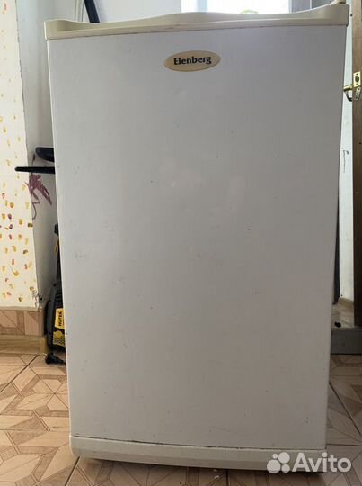 Морозилка 85 см высотой, Elenberg