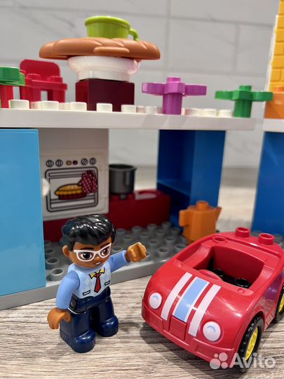 Конструктор Lego duplo Семейный дом 10835