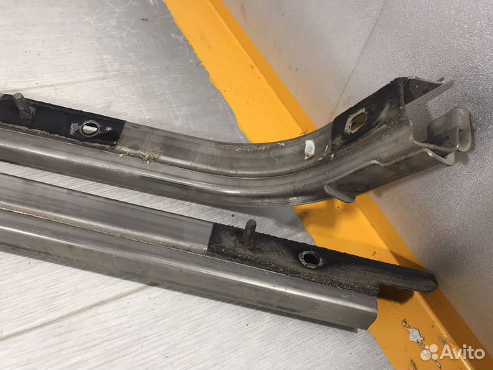 Лыжи направляющие Hyundai grand starex,H1