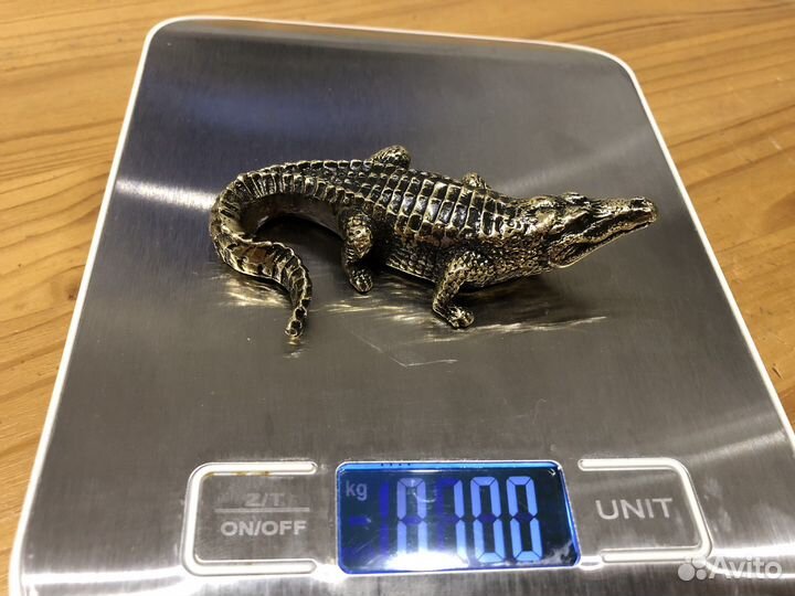 Фигурка. Статуэтка. Крокодил. Аллигатор