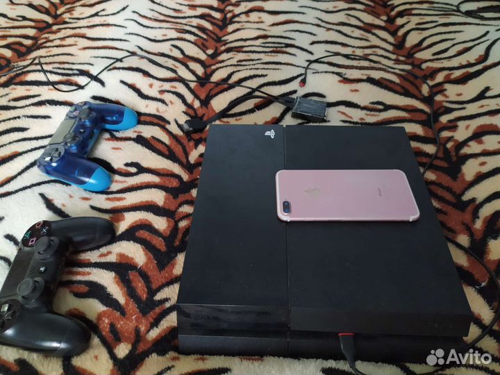 Sony PS4 slim
