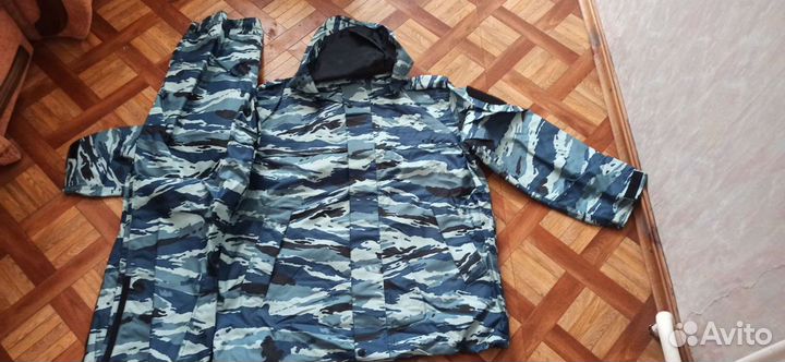 Защитный костюм