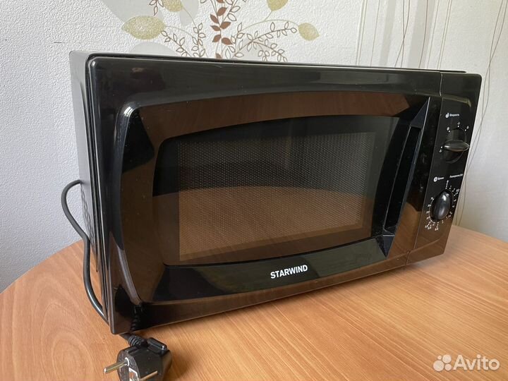 Микроволновая печь starwind