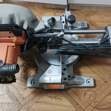 Торцовочная пила с протяжкой