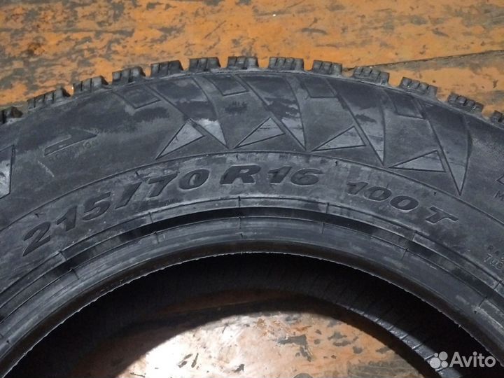 Pirelli Winter Carving Edge 215/70 R16 100T