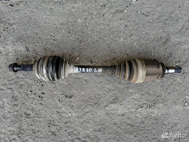 Полуось передняя левая Toyota Voxy AZR60G