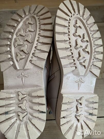 Ботинки демисезонные женские 40