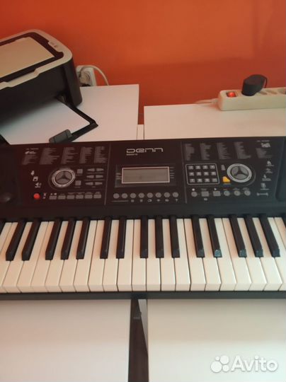 Синтезатор denn dek610