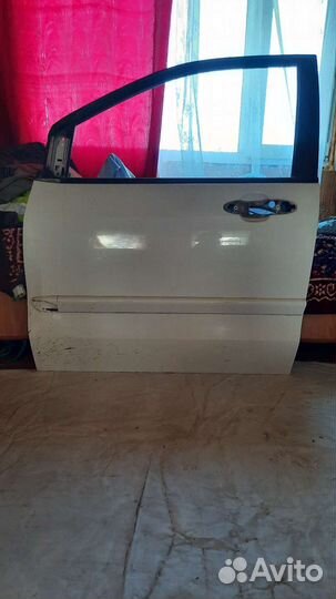 Дверь mazda мпв