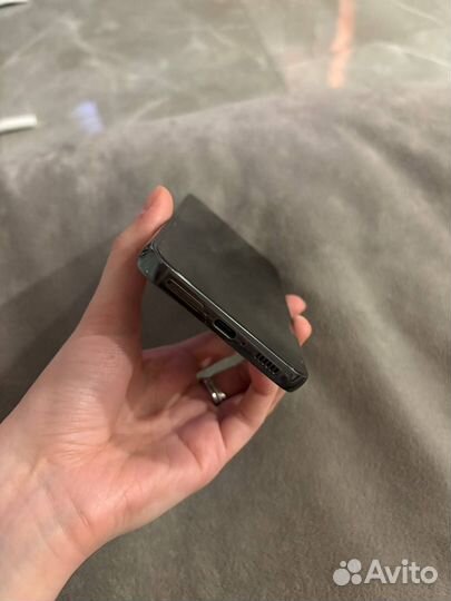 Samsung Galaxy S23, 8/128 ГБ