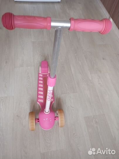 Самокат детский трехколесный