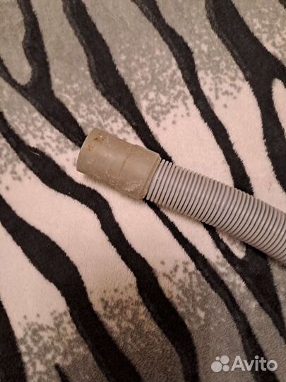 Сливной шланг для стиральной машины