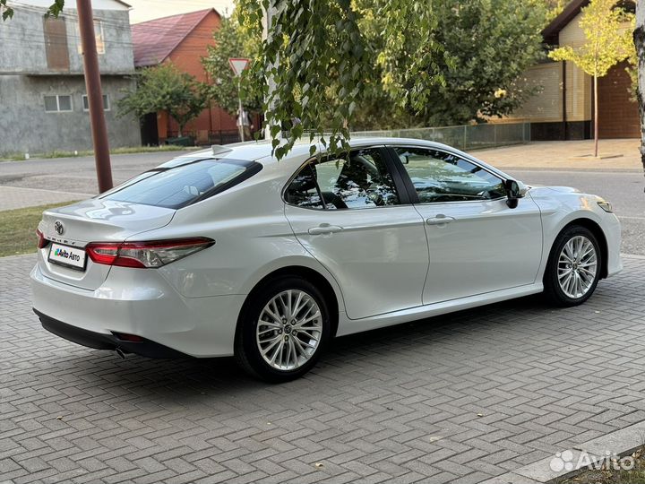 Toyota Camry 2.5 AT, 2019, 60 500 км