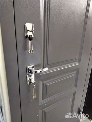 Новые входные двери с термо разрывом в частный дом