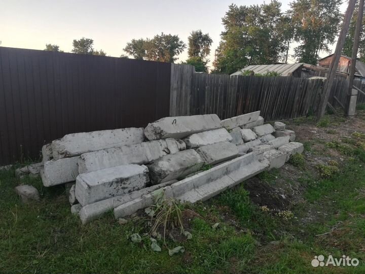 Бетонные блоки