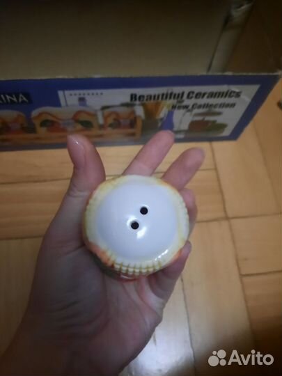 Солонка, перечница и салфетница