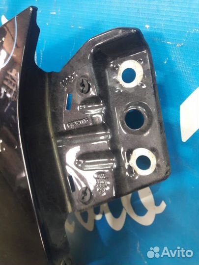 Крыло переднее правое Фольксваген Поло 4 05-09 рес