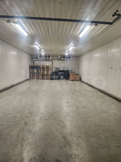 Склад из 3-х помещений с плюсовым холодом, 310 м²