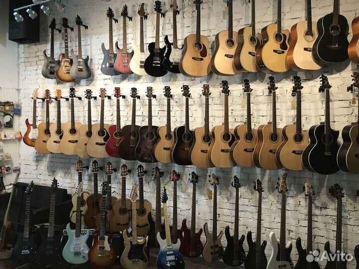 Кожаный ремень с тиснением 25LE00 Planet Waves