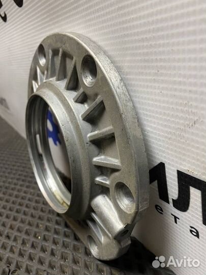 Крышка кпп Volvo FH13 20547687