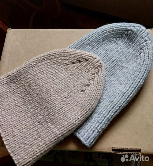 Шапка женская вязаная ручная работа
