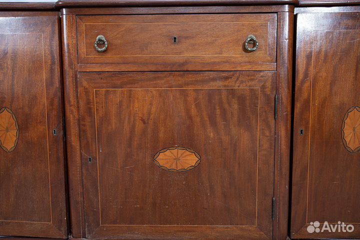 Сервант с маркетри