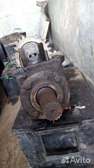 Ком раздатка на Автокран маз