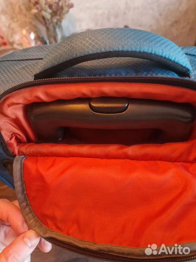 Сумка дорожная на колесах с выдвижной ручкой