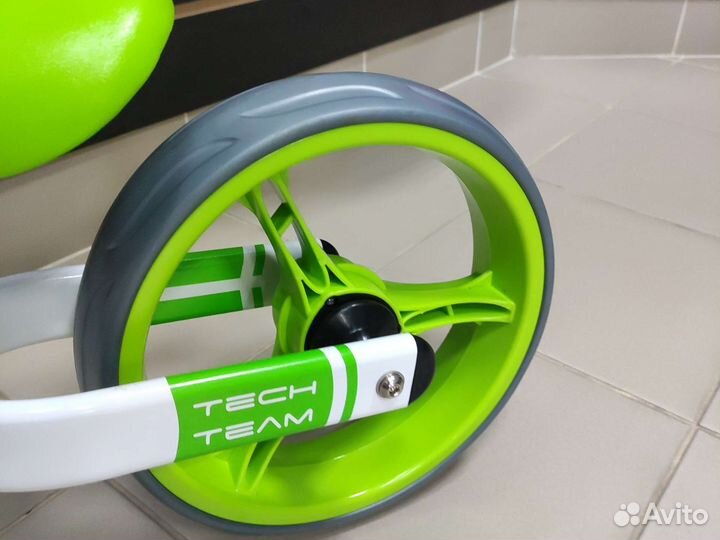 Беговел TT Milano 1.0 салатовый