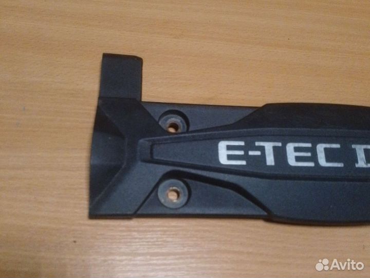 Крышка двигателя Chevrolet Cruze J300 F16D3