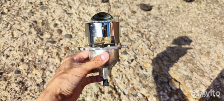 Линза правой фары Geely mk cross