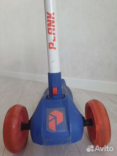 Самокат трехколесный Plank Orbit