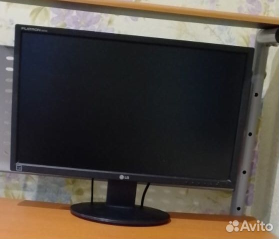 Монитор LG