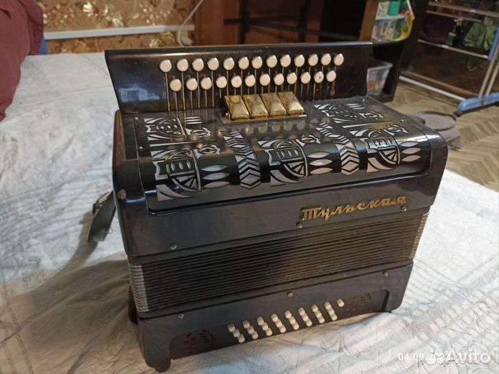 Гармонь тульская 402