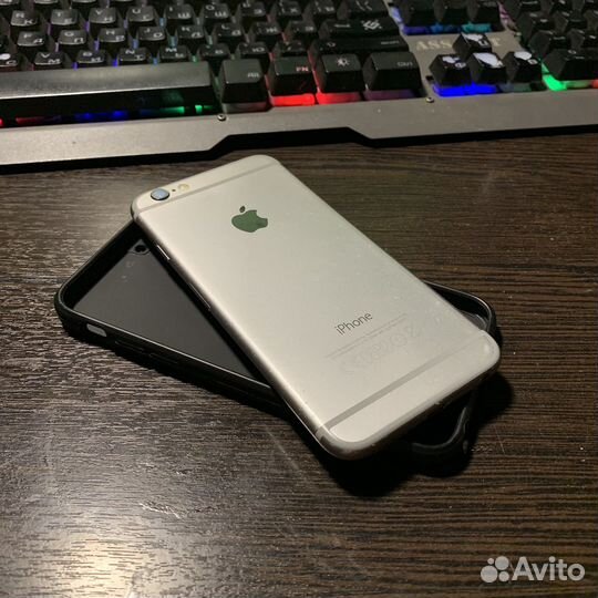 iPhone 6S, 32 ГБ